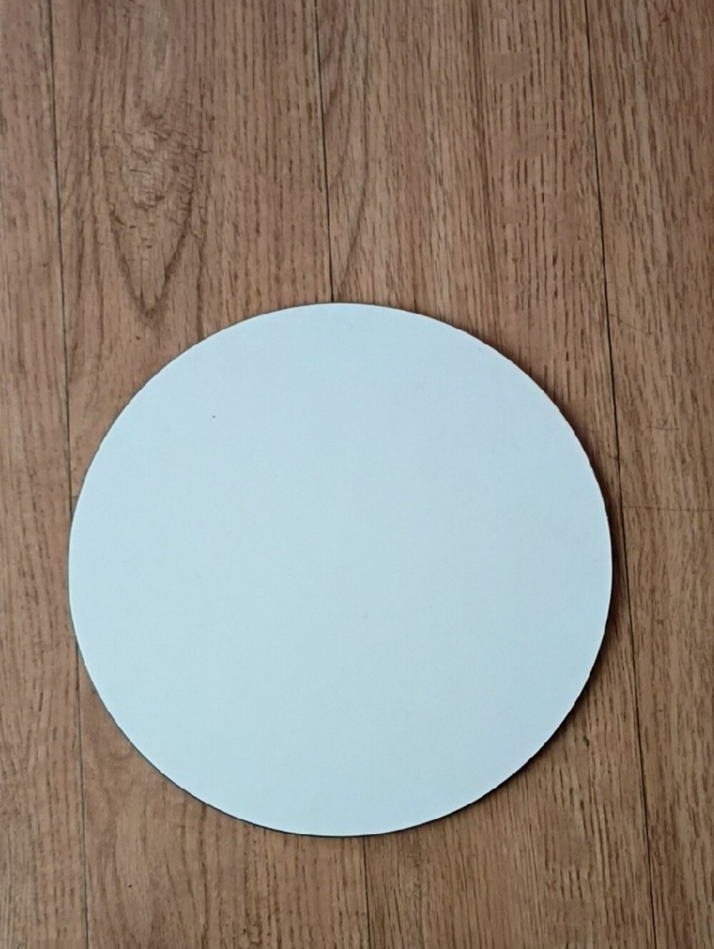 Chef-Themed Round Glass Cutting board! - Picture 2 of 5